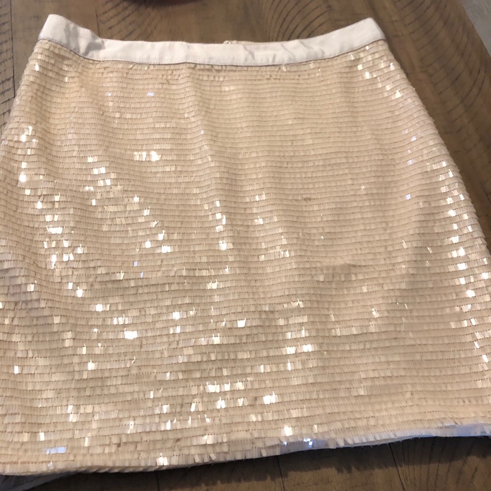 Cache skirt
